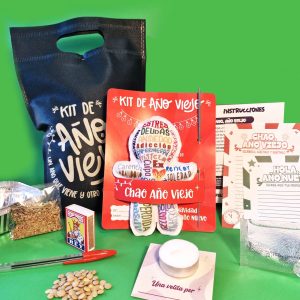 kit año viejo artesanal en bolsa ecologica con chispita mariposa y velita para los deseos